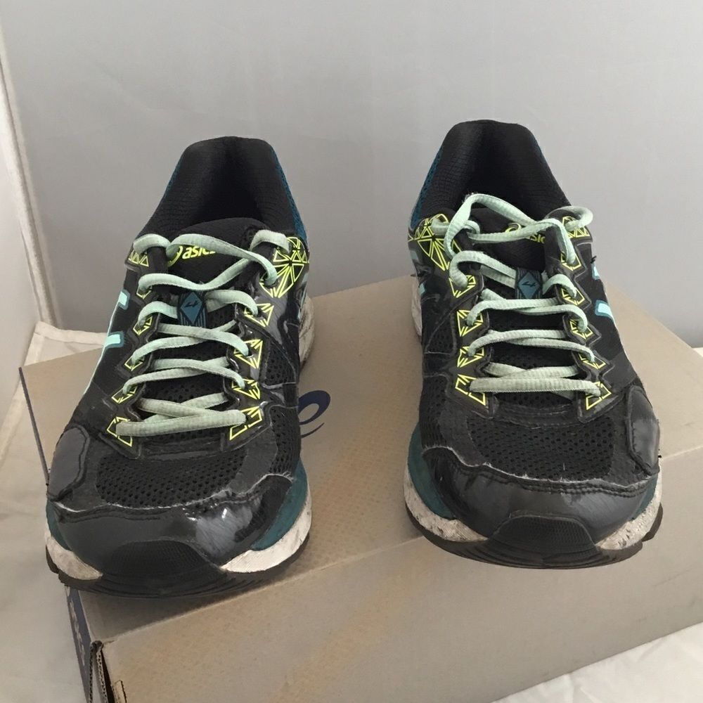ASICS GT-2000 Running Shoes B5 - Picture 3 of 8